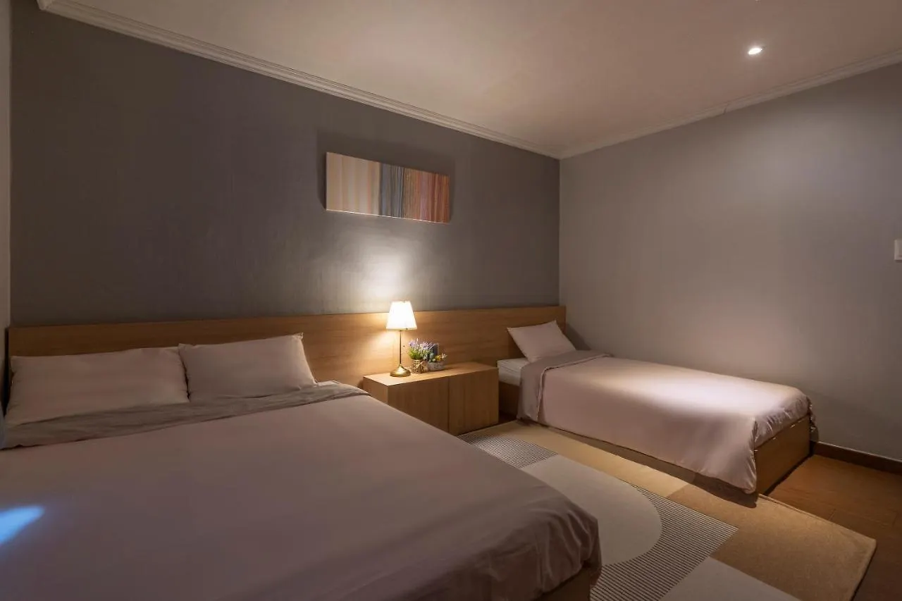 Ellui Hotel Jeju
